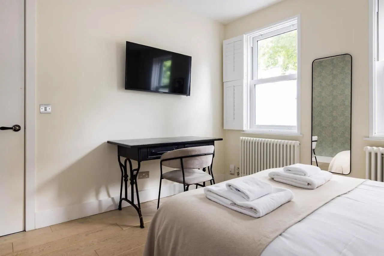 The East Dulwich House Apartment London